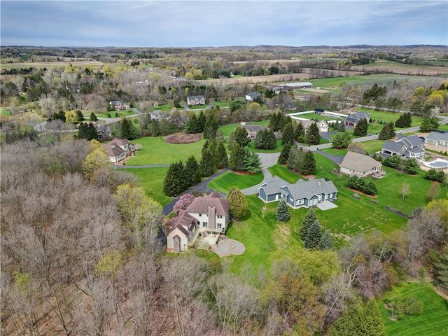 12 Shone Circle, Mendon, NY 14506