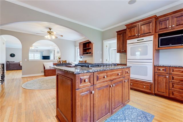 12 Shone Circle, Mendon, NY 14506