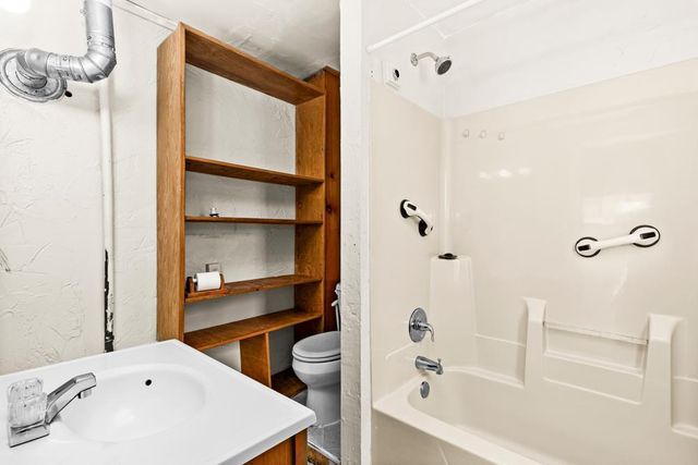 1915 Wisconsin Ave, Superior, WI 54880