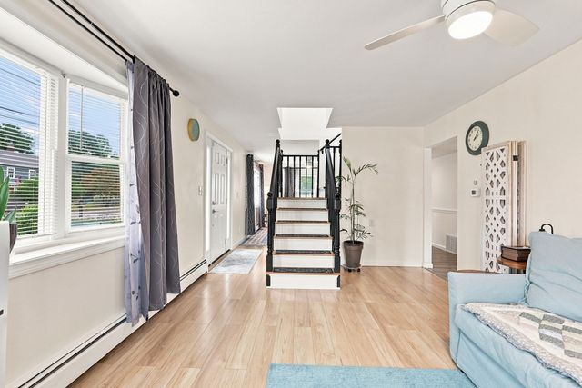 186 Andover St, North Andover, MA 01845