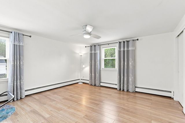 186 Andover St, North Andover, MA 01845