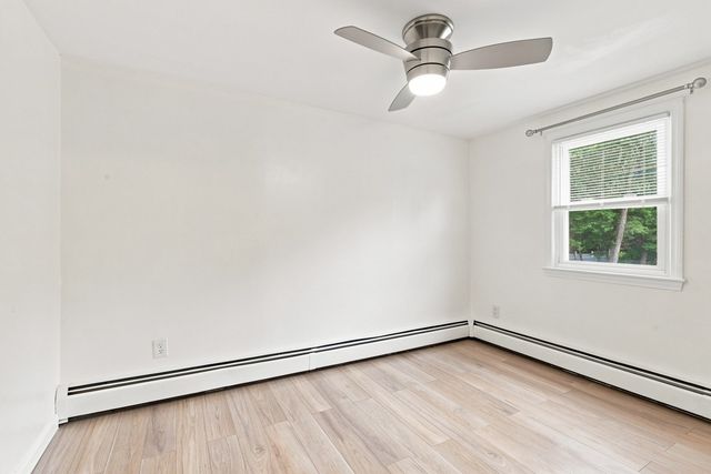 186 Andover St, North Andover, MA 01845