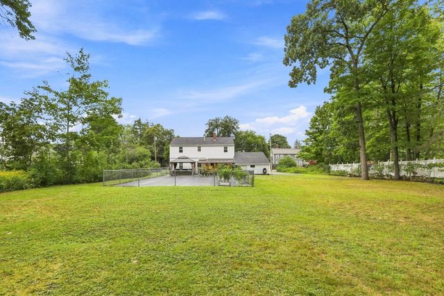 186 Andover St, North Andover, MA 01845
