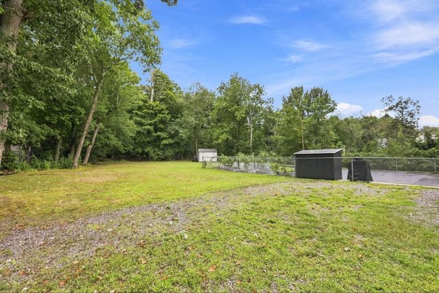 186 Andover St, North Andover, MA 01845
