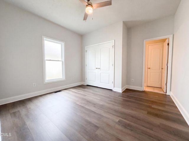 824 Camwheel Drive, Hope Mills, NC 28348
