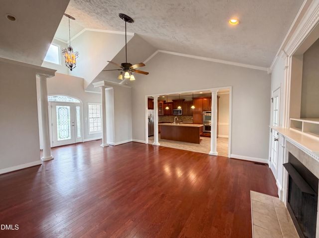 824 Camwheel Drive, Hope Mills, NC 28348