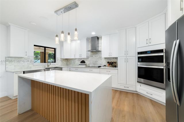 1520 SW 68th Avenue, Plantation, FL 33317