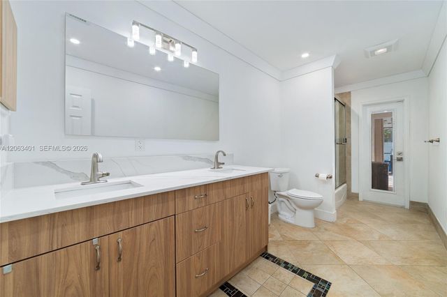1520 SW 68th Avenue, Plantation, FL 33317
