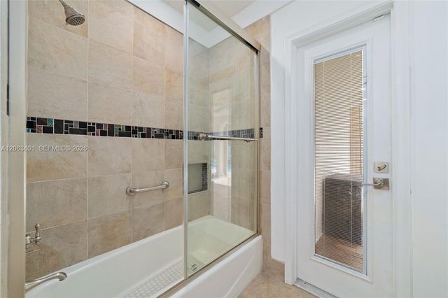 1520 SW 68th Avenue, Plantation, FL 33317
