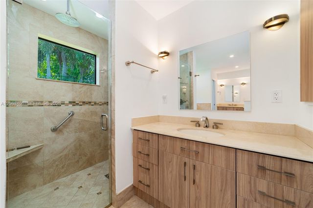 1520 SW 68th Avenue, Plantation, FL 33317