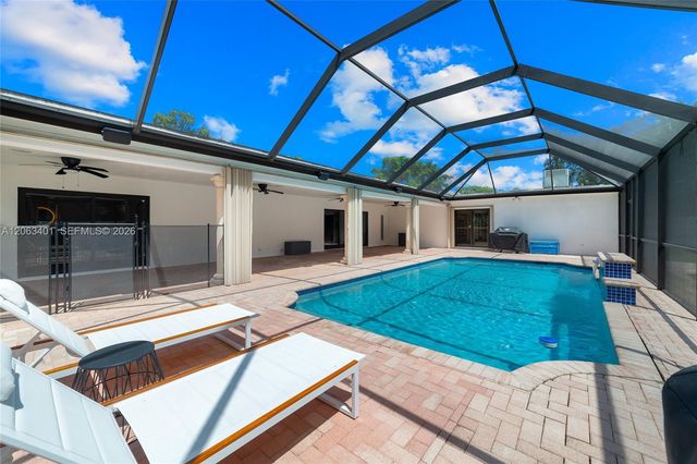 1520 SW 68th Avenue, Plantation, FL 33317
