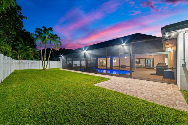 1520 SW 68th Avenue, Plantation, FL 33317
