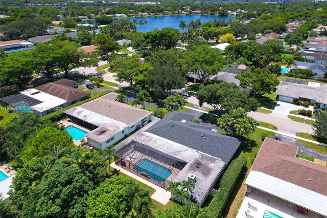 1520 SW 68th Avenue, Plantation, FL 33317