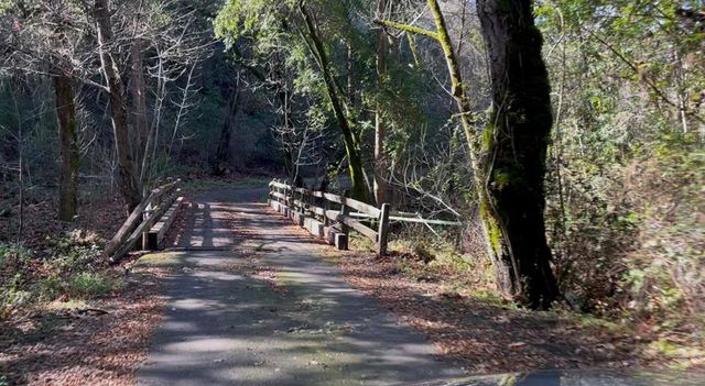 10 Garzas Trail, Carmel Valley, CA 93923