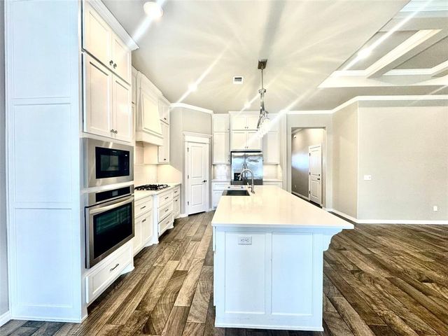 1608 NE 33rd Terrace, Moore, OK 73160