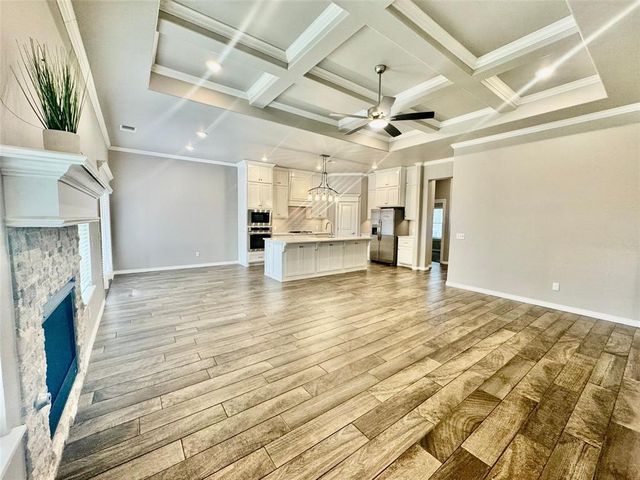 1608 NE 33rd Terrace, Moore, OK 73160