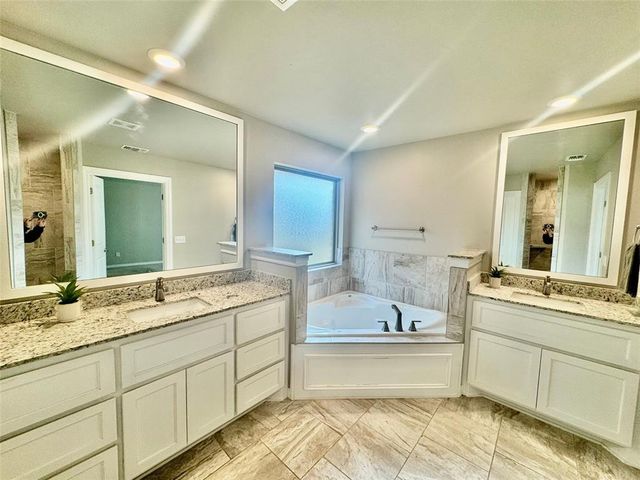 1608 NE 33rd Terrace, Moore, OK 73160