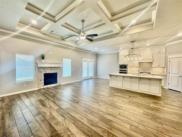 1608 NE 33rd Terrace, Moore, OK 73160