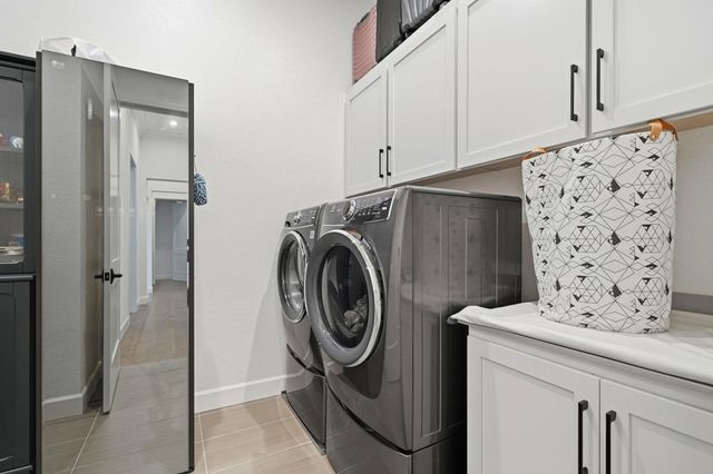 5728 Kemper Place 401, Dublin, CA 94568