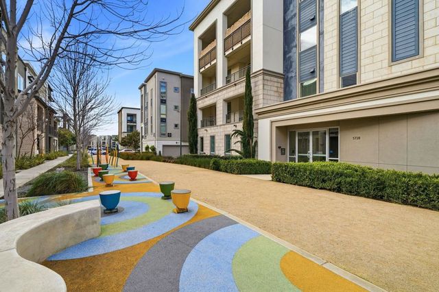 5728 Kemper Place 401, Dublin, CA 94568