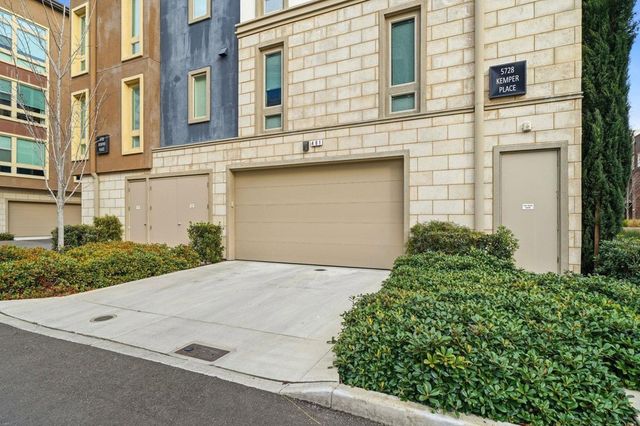 5728 Kemper Place 401, Dublin, CA 94568