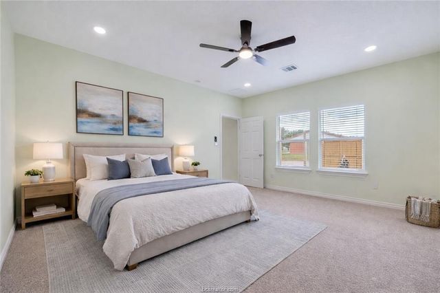 1400 W 18th Street, Bryan, TX 77803