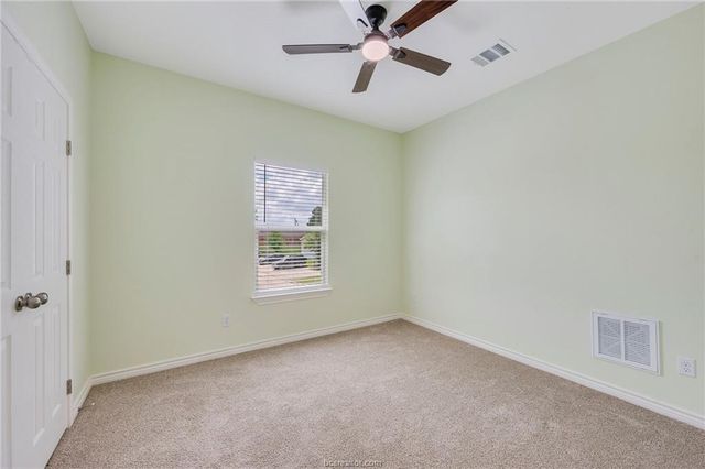 1400 W 18th Street, Bryan, TX 77803