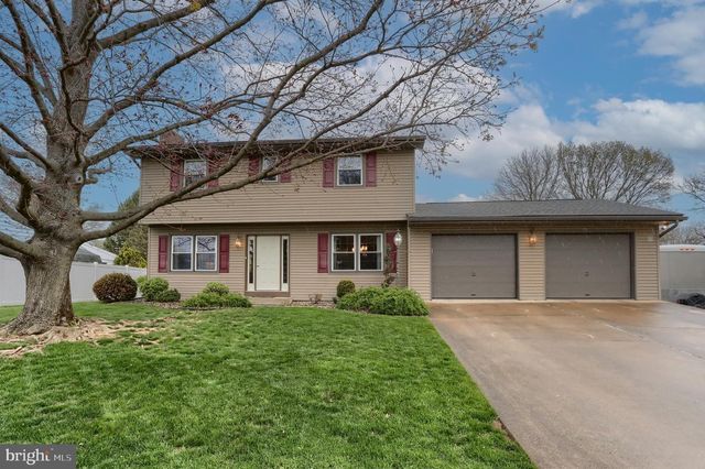 1142 PARK DR, Palmyra, PA 17078