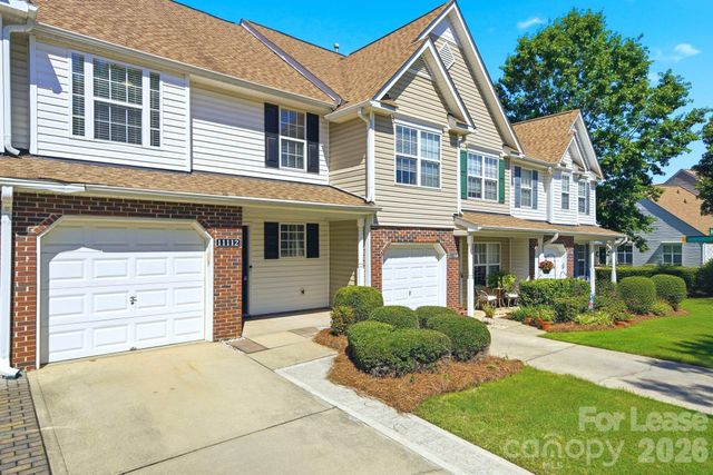 11112 Saintsbury Place, Charlotte, NC 28270