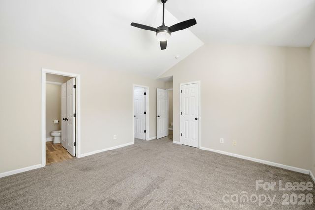 11112 Saintsbury Place, Charlotte, NC 28270