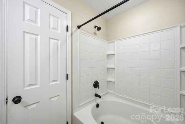 11112 Saintsbury Place, Charlotte, NC 28270