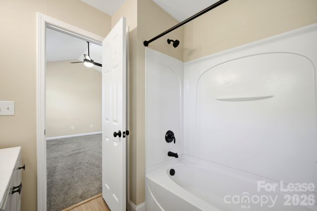 11112 Saintsbury Place, Charlotte, NC 28270