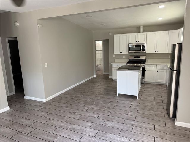 430 E Arrow, Upland, CA 91786