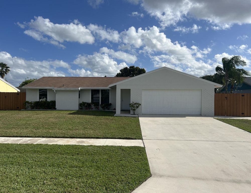 5080 Little Beth Drive S, Boynton Beach, FL 33472