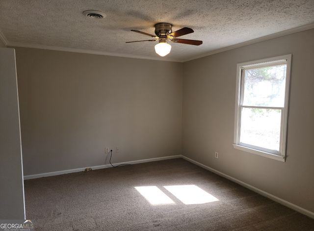 15 Greenview Drive, Mcdonough, GA 30253