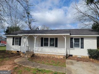 15 Greenview Drive, Mcdonough, GA 30253