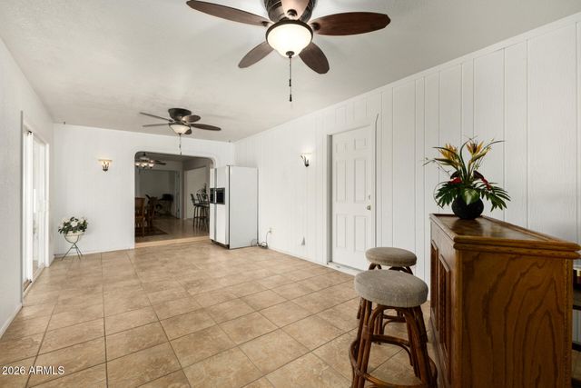 9404 W HIDDEN VALLEY Circle, Sun City, AZ 85351