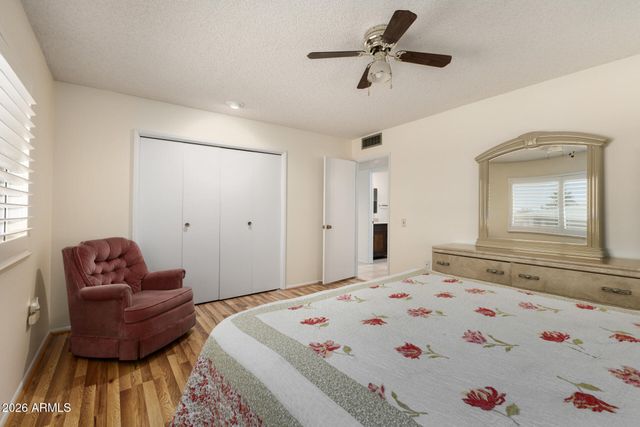 9404 W HIDDEN VALLEY Circle, Sun City, AZ 85351