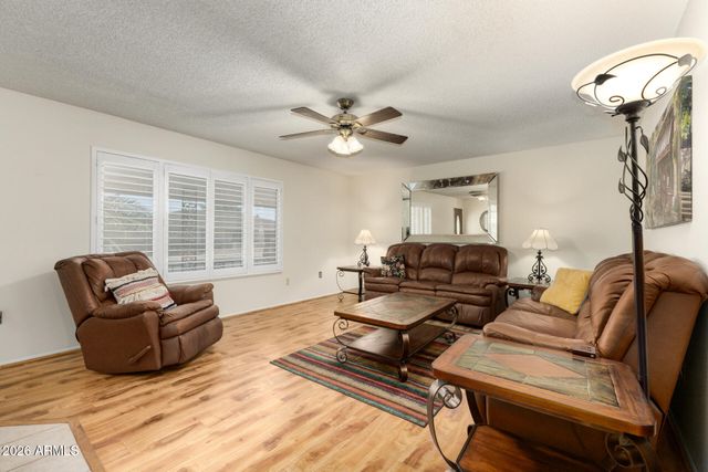 9404 W HIDDEN VALLEY Circle, Sun City, AZ 85351