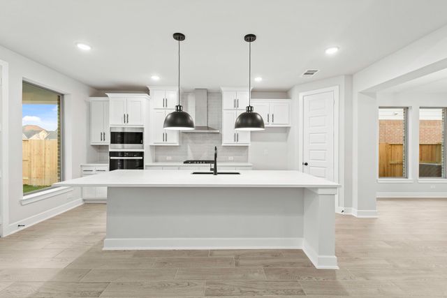 5710 Reef Ridge Drive, Manvel, TX 77578