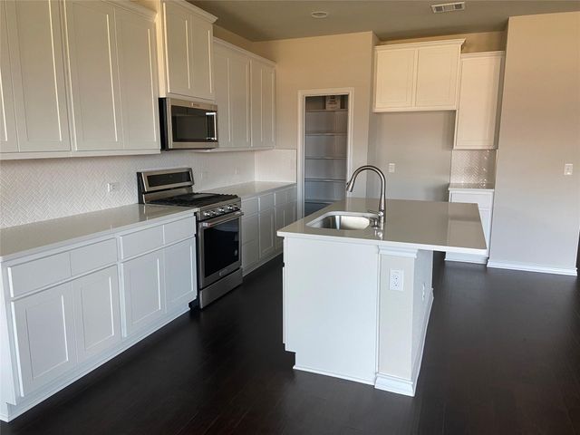 309 Akumal ST, Leander, TX 78641