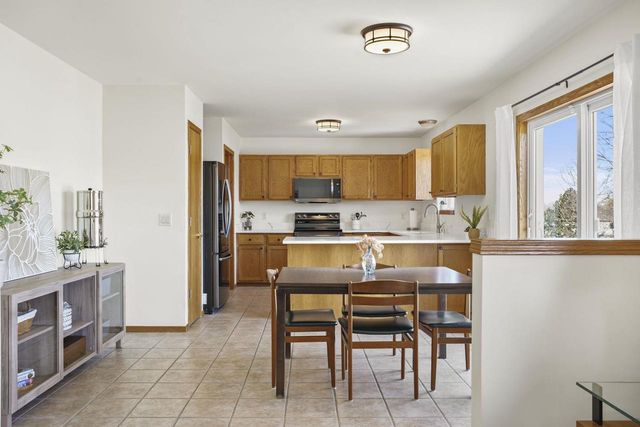 521 Military Ridge Drive, Verona, WI 53593