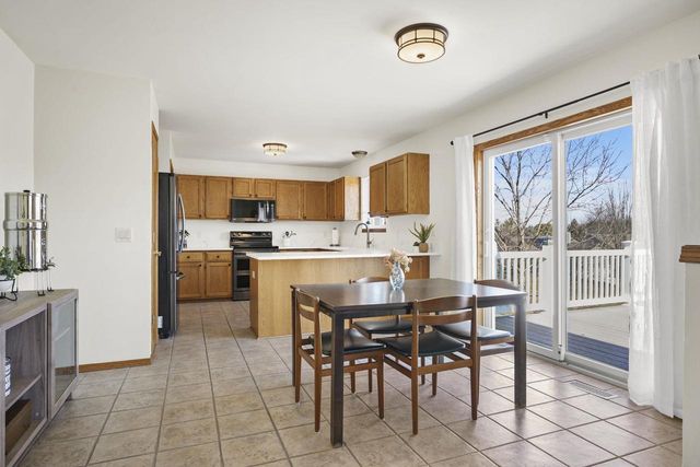 521 Military Ridge Drive, Verona, WI 53593