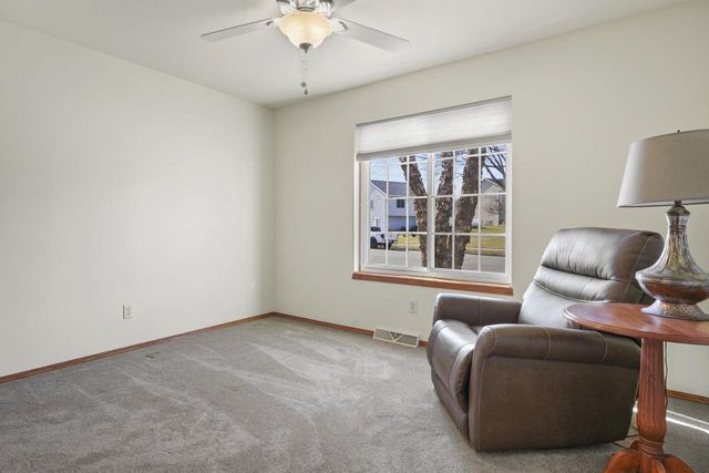 521 Military Ridge Drive, Verona, WI 53593