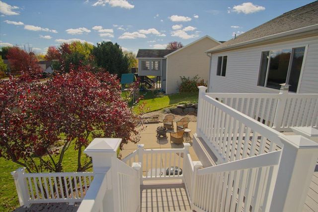 521 Military Ridge Drive, Verona, WI 53593