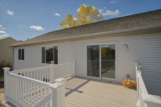 521 Military Ridge Drive, Verona, WI 53593