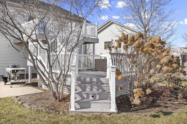 521 Military Ridge Drive, Verona, WI 53593