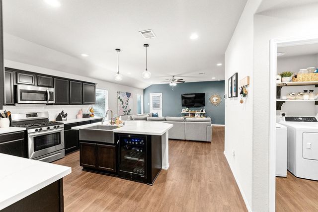 15422 Sicomoro Viejo Street, Channelview, TX 77530