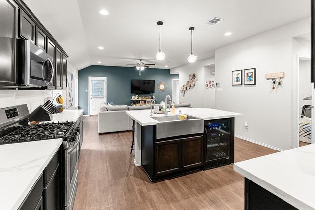 15422 Sicomoro Viejo Street, Channelview, TX 77530