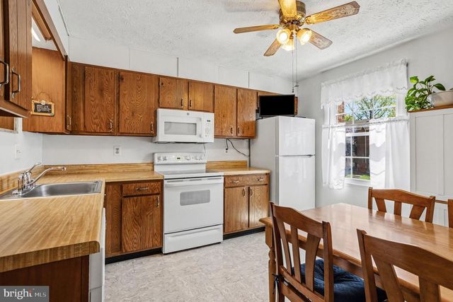 1004 LAKE FRONT DR, Edgewood, MD 21040